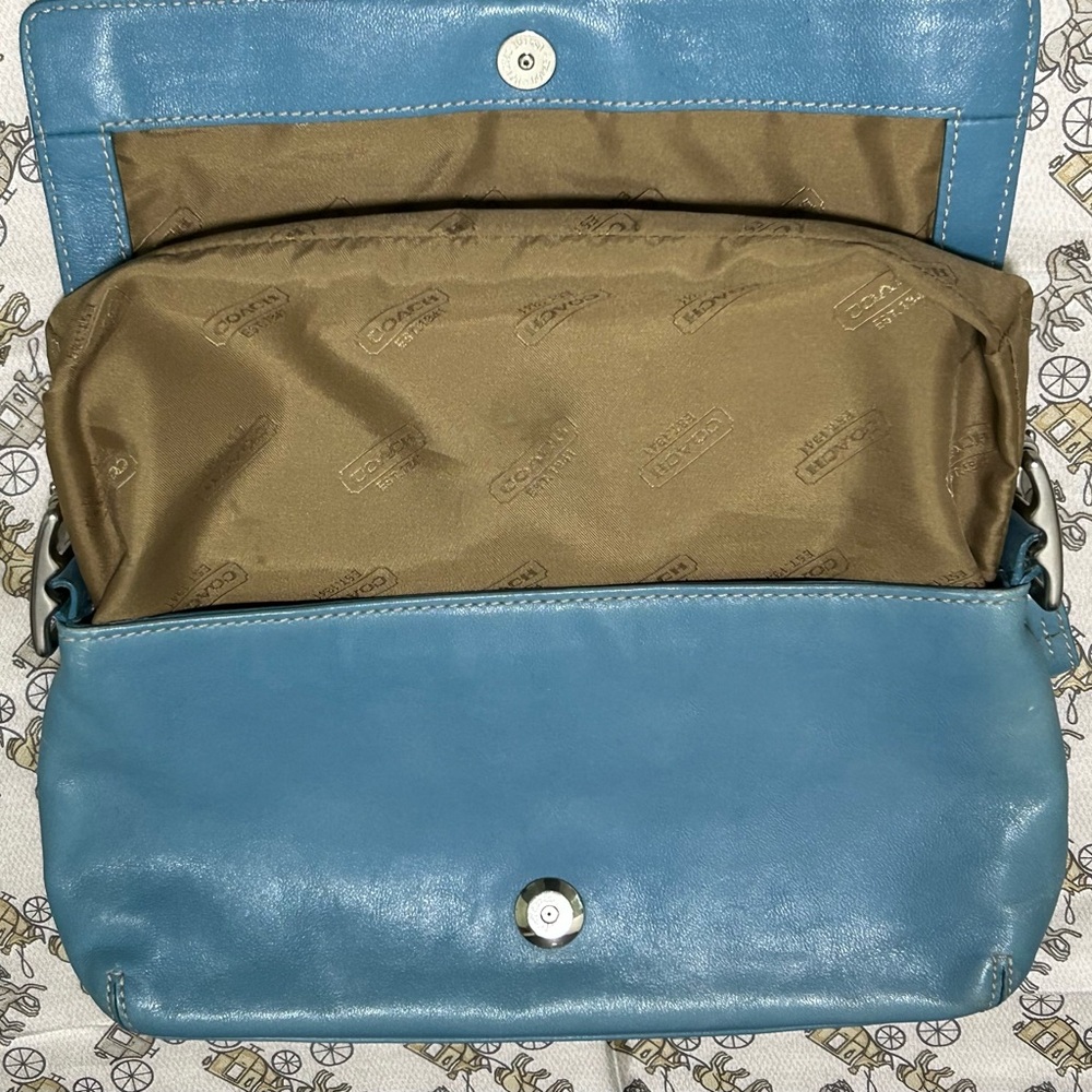 COACH Y2K ‘05 Hampton Demi Messenger Flap Convertible Strap X Body/Shoulder Bag - Picture 12 of 13